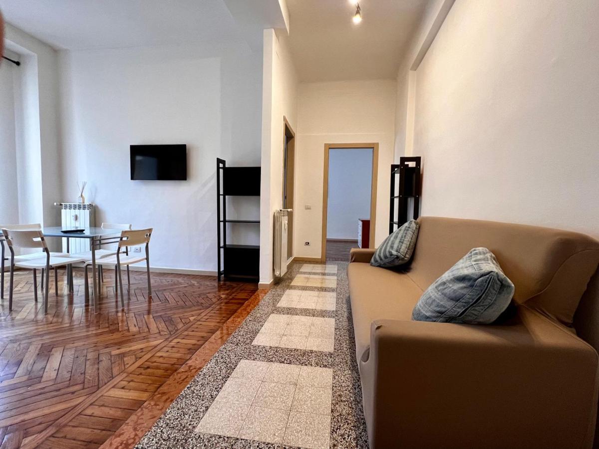 Apartment Big Deluxe Goldoni Duomo M4 Lin Aereoporto Milan